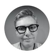 Professeur en art graphique, formation aux logiciels Adobe, principe de mise en page, Webflow et codage.